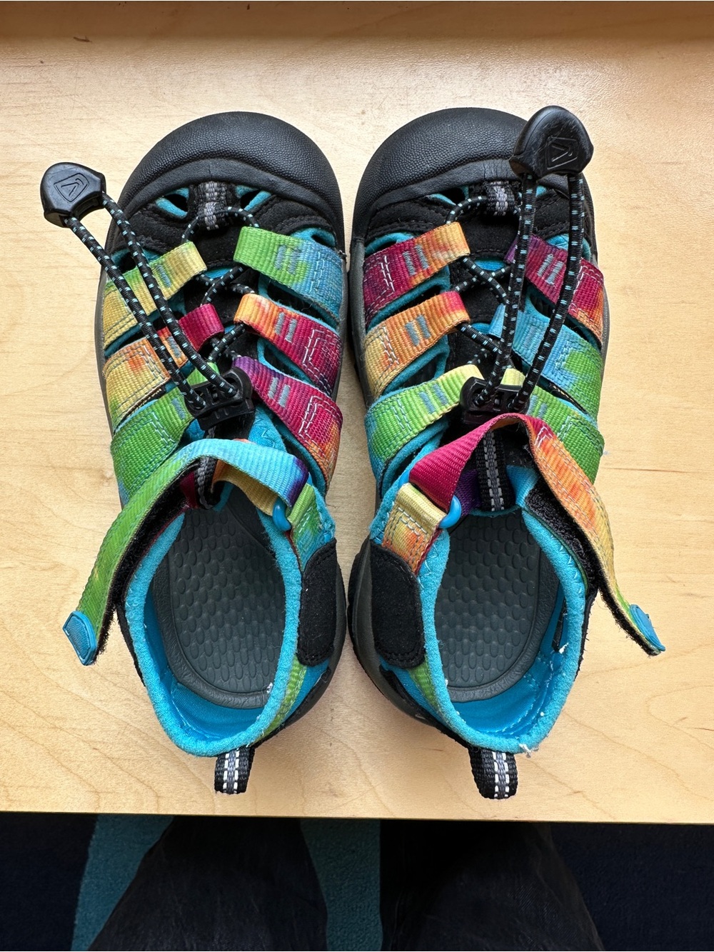 Like New! Keen Kids Rainbow Multicolor Water Sandals/sneakers with Black Toe